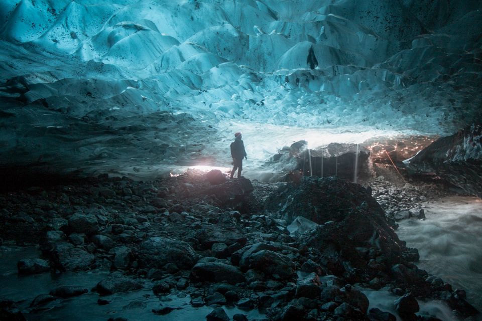 Jökulsárlón: Vatnajökull Glacier Ice Cave Guided Day Trip - Booking and Cancellation Policy