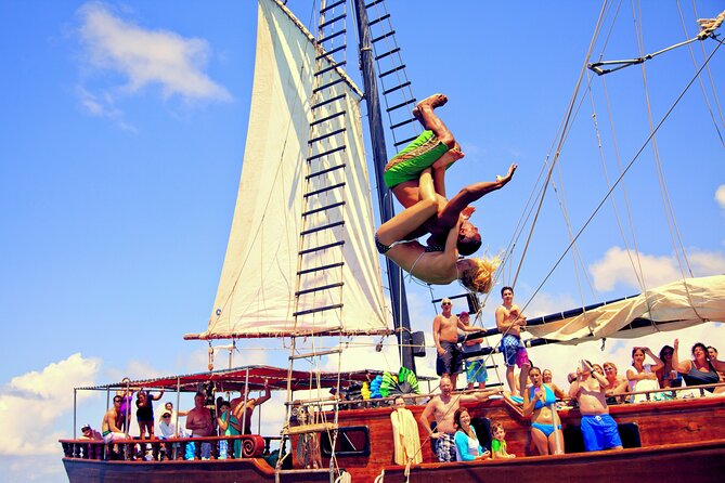 Jolly Pirate Sunset Grub and Grog Dinner Sail in Aruba - Booking Process