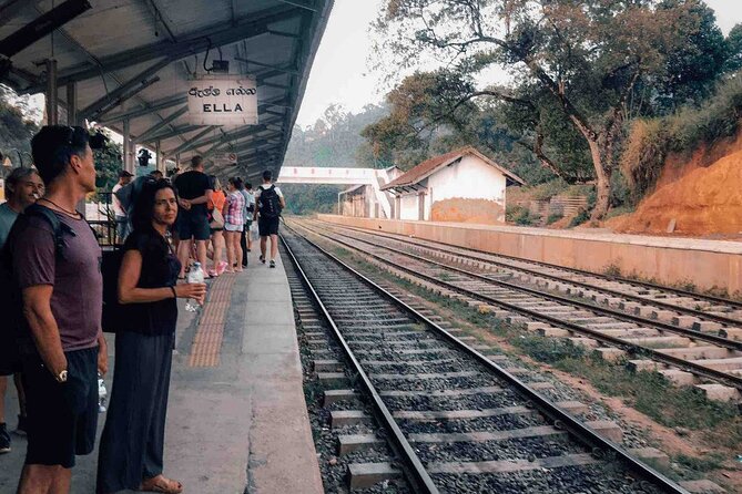 Kandy to Ella Train Reserved Seat Tickets - Communication With the Provider