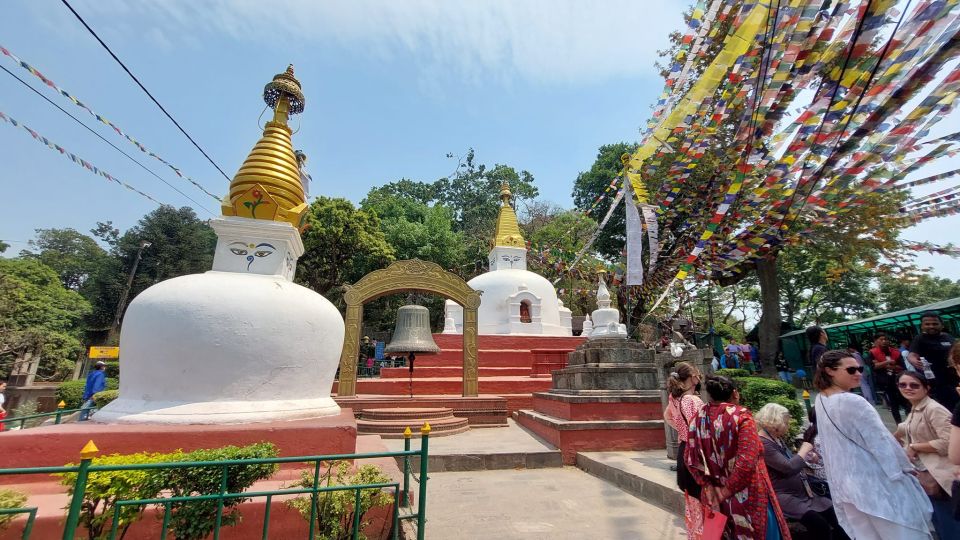 Kathmandu: Guided Walking Tour of Thamel Neighborhood - The Walking Experience