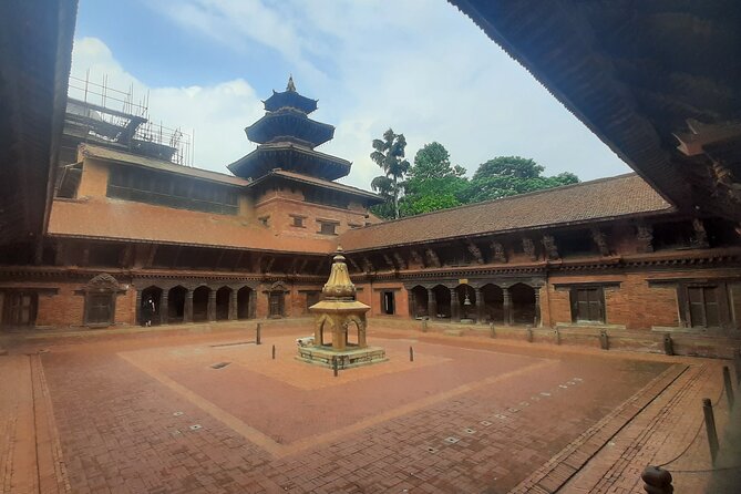 Kathmandu Valley Top UNESCO World Heritage Sites - Day Tour - Traditional Arts and Crafts