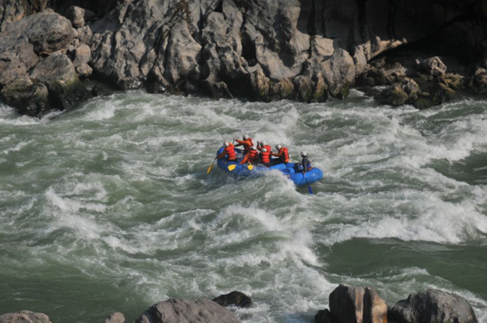 Kathmandu: White Water Rafting Trip on Trishuli River - Inclusions and Exclusions