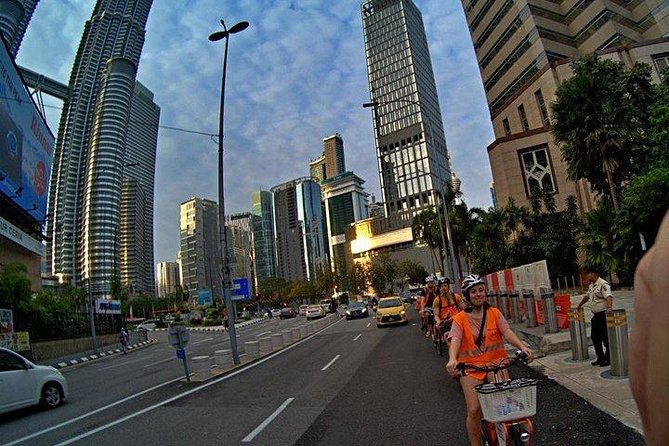 Kuala Lumpur Sunset and Night Tour - Navigating Kuala Lumpurs Diverse Transportation Options