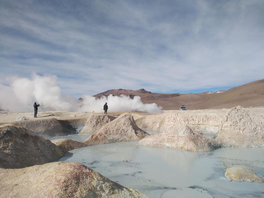 La Paz: Uyuni Tour Ending in Atacama, Chile by Bus. - Exclusions to Consider