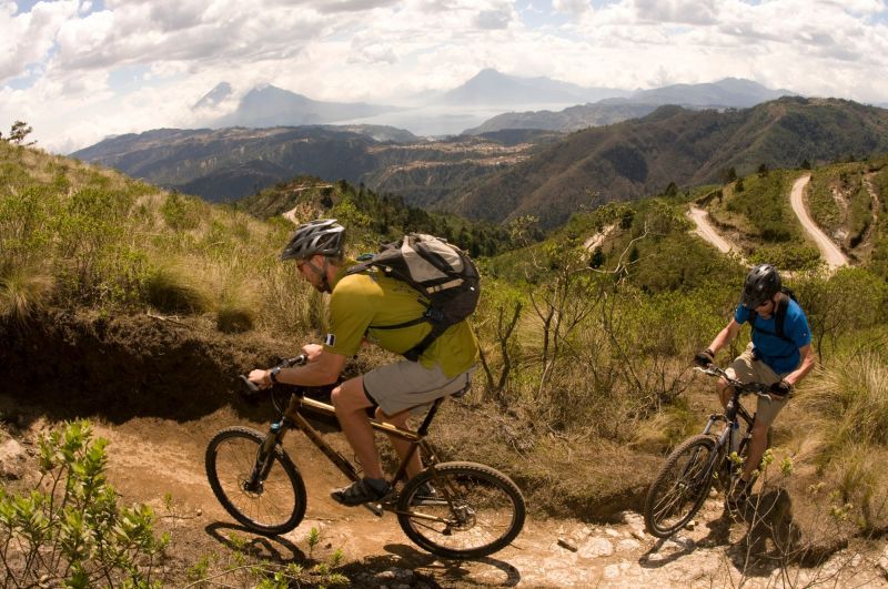 Lake Atitlán: Peddle and Paddle Overnight Trip - Day One Highlights
