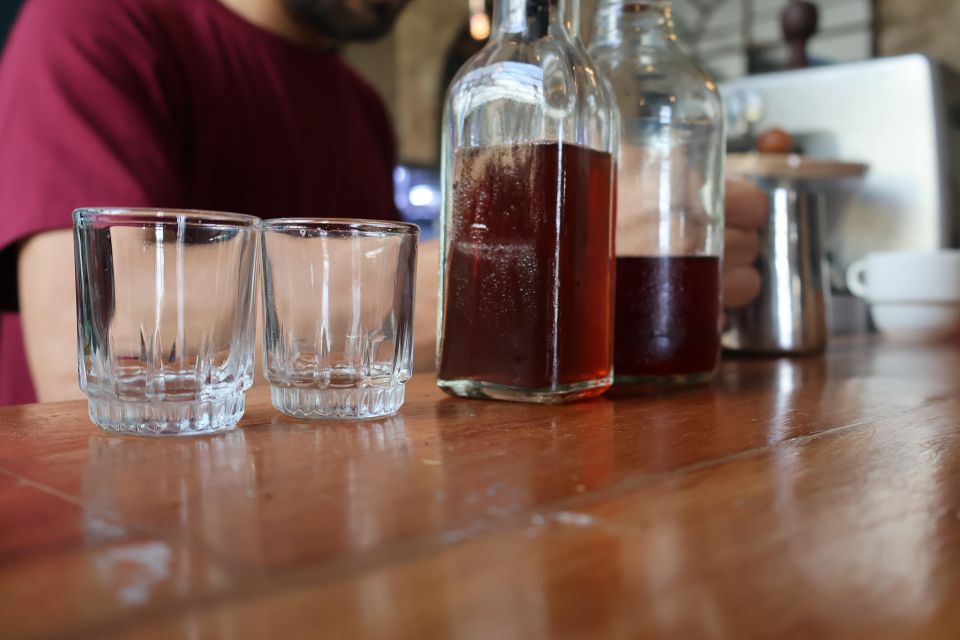 Learn How to Prepare Colombian Coffee: Class & History - The Roasting Process Explained
