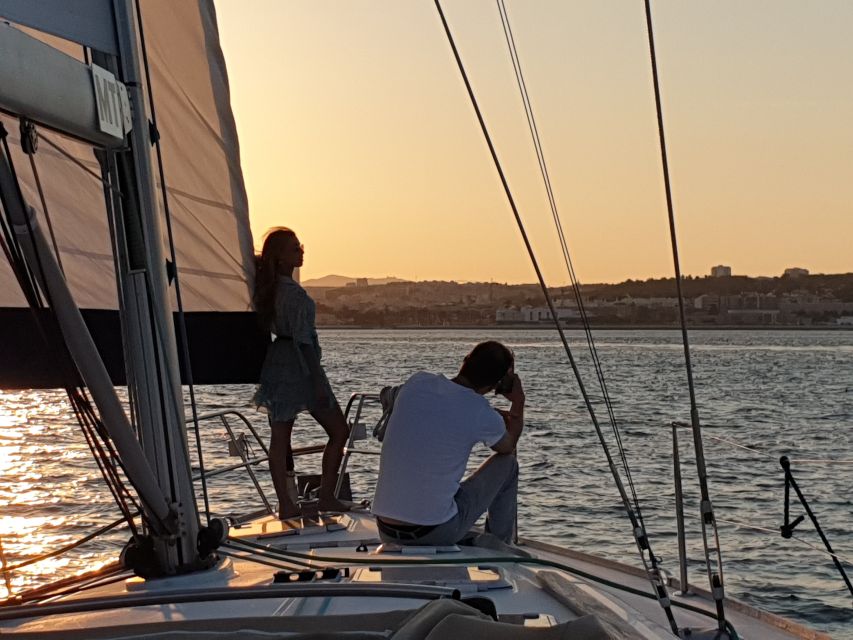 Lisbon 2-Hour Sailing Tour With Champagne - Booking Information