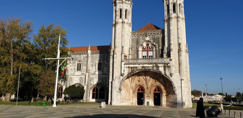 LISBON DELUXE FROM THE HEIGHTS-100% PRIVATE FULL DAY - Jerónimos Monastery