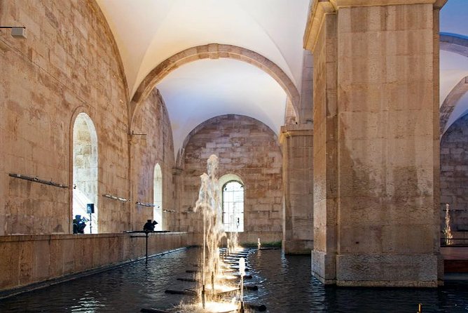Lisbon in One Day Historic Small-Group Tour - Lisbons Historical Districts