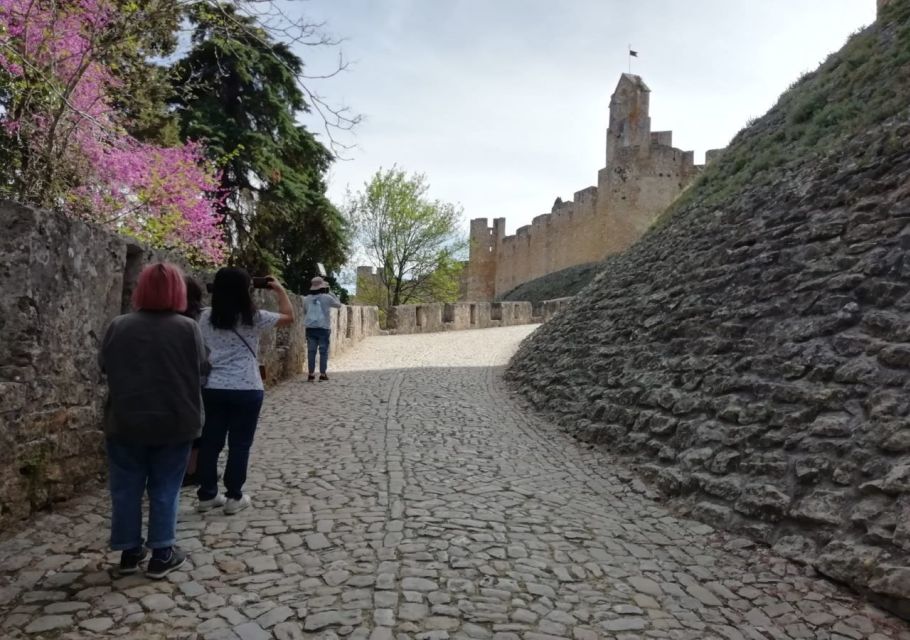 Lisbon: Private Guided Tour of Tomar, Batalha, and Alcobaça - Alcobaça Monastery