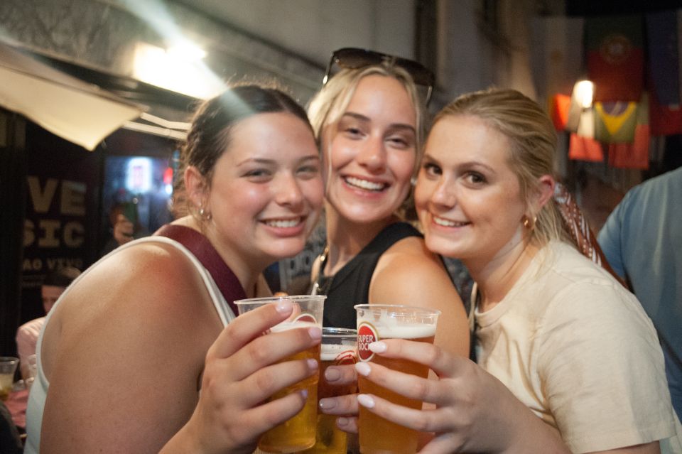 Lisbon Pub Crawl With Free Drinks - Important Information