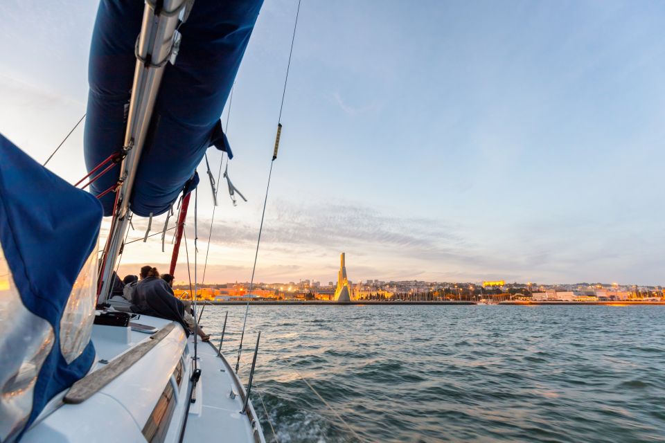 Lisbon: Sailing Tour on the Tagus River - Recommended Attire