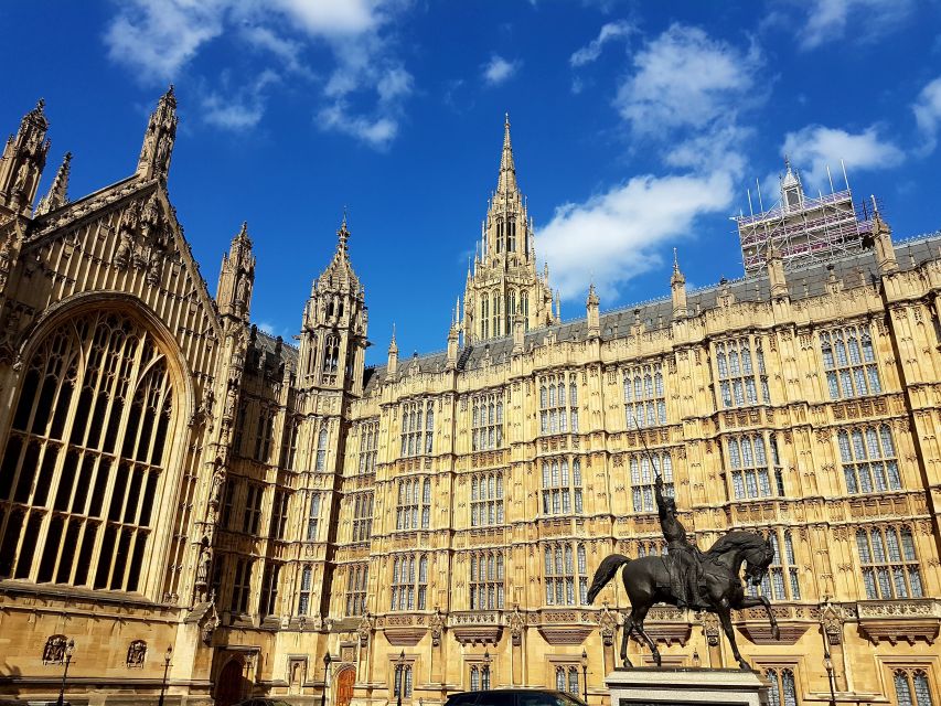 London: Westminster Walking Tour & London Dungeon Entry - How to Book Your Tour