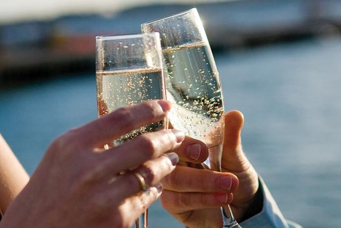 Los Angeles Premier Brunch Cruise From Marina Del Rey - Inclusions and Amenities