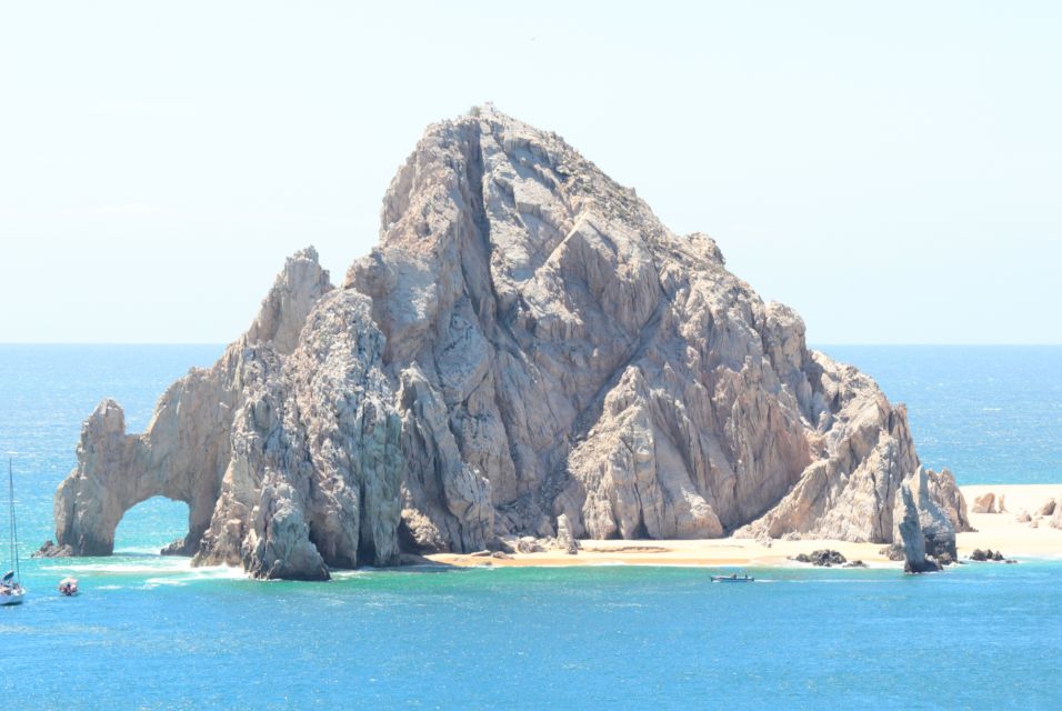 Los Cabos: Reef Snorkeling Cruise With Lunch and Open Bar - Lunch and Domestic Open Bar