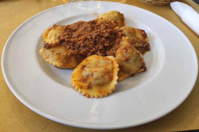 Lucca Food Tour - Do Eat Better Experience - Guest Reviews and Insights