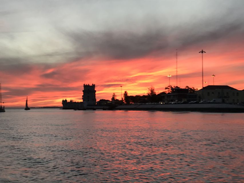 Luxury Catamaran - Sunset and Wine - Meeting Point