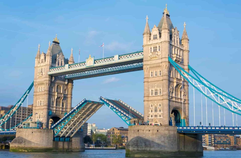 Luxury Executive Tour: From London to Ely & Cambridge - Inclusions and Exclusions