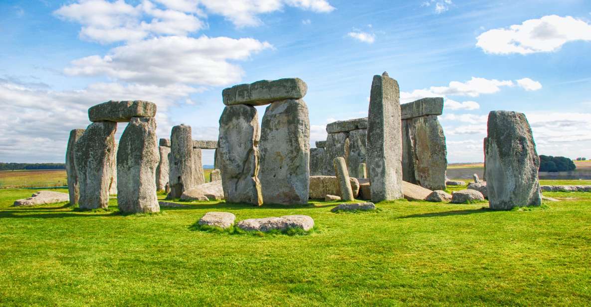 Luxury: Stonehenge 6 Hours Tour in Luxury Executive Car - Tips for a Great Tour