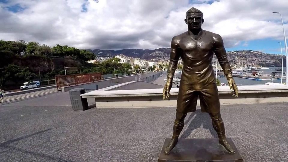 Madeira: Private Cristiano Ronaldo Tour With CR7 Museum - Ronaldos Life Story