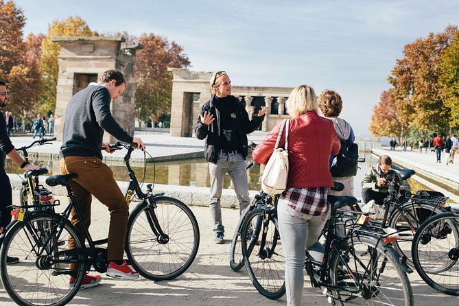 Madrid Highlights by Bike - Group Size and Accessibility