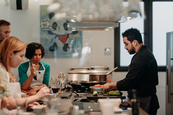 Madrid: Paella and Tapas Cooking Class With Market Visit - Meeting and Pickup Details