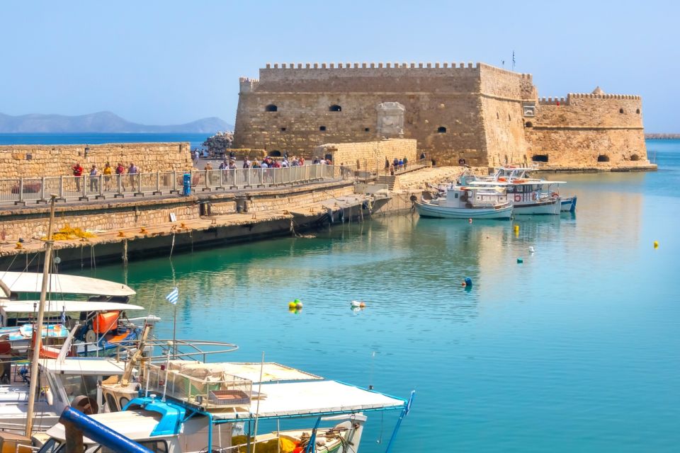 Majestic Historical Walking Tour in Heraklion - Meeting Point and Logistics