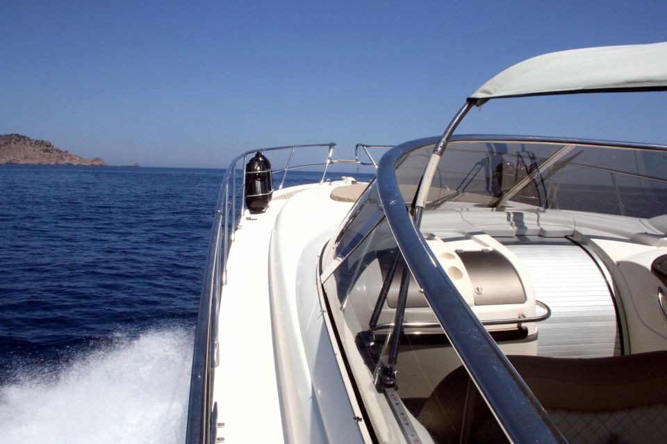 Marbella: Private Cruise in Yacht - Water Sports and Activities