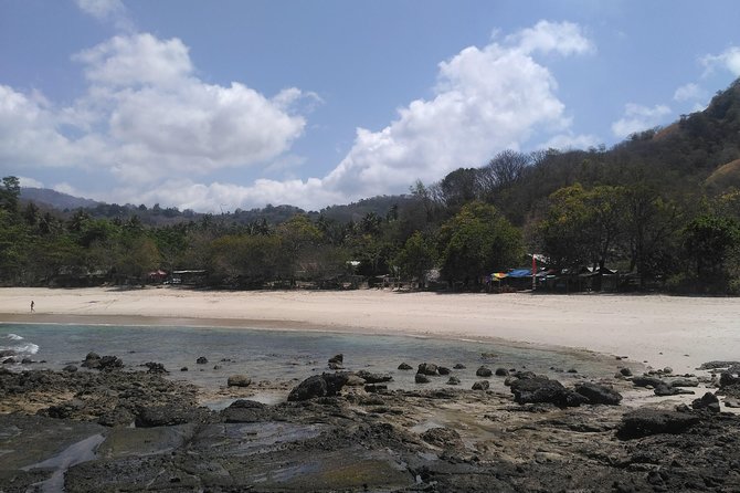 Maumere to Labuan Bajo Flores Overland Tour 7 Days Car Trip - Meeting and Pickup Options