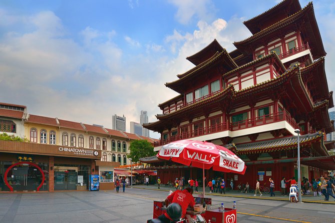 Michelin Premium Food Tour With Hawker Centre & Chinatown Tour - Small Group Intimate Setting