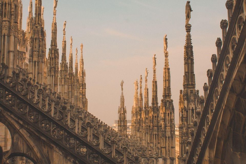 Milan: Artistic Landscape In-App Audio Tour - Tour Features