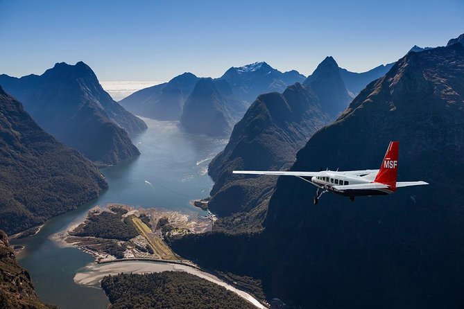 Milford Sound Walking Tour With Round-Trip Scenic Flight From Queenstown - Tour Inclusions