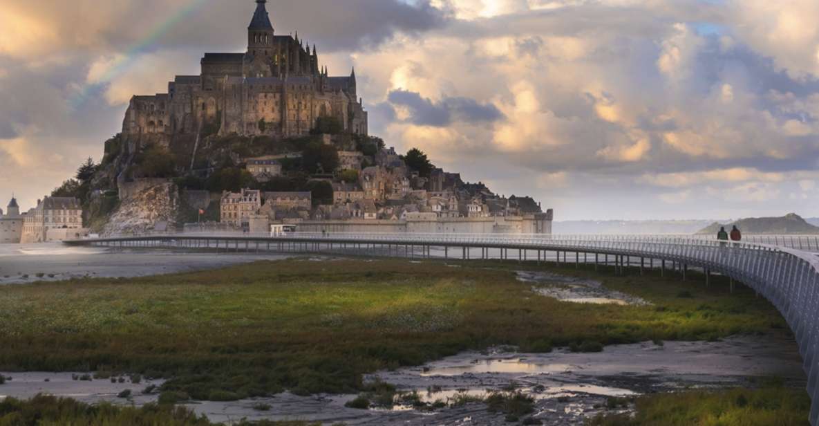 Mont-Saint-Michel: Private Walking Tour With Abbey Ticket - Meeting Point Details