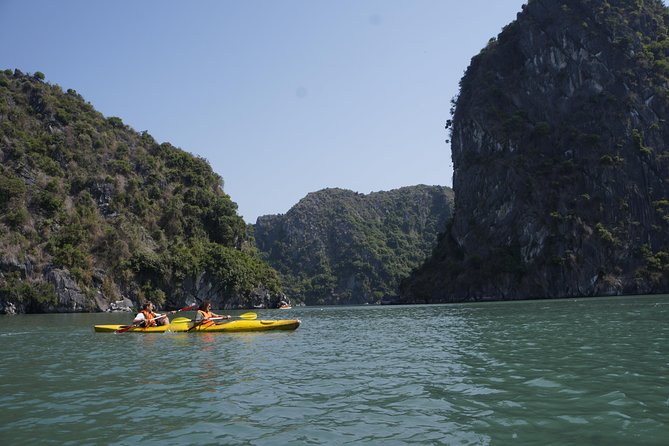 Most Favorite Full Day Boat Tour With Kayaking in Lan Ha Bay, Ha Long Bay - Group Size