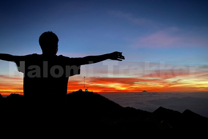Mt Rinjani Trekking 2 Days 1 Night (Senaru Crater Rim) - Confirmation and Accessibility