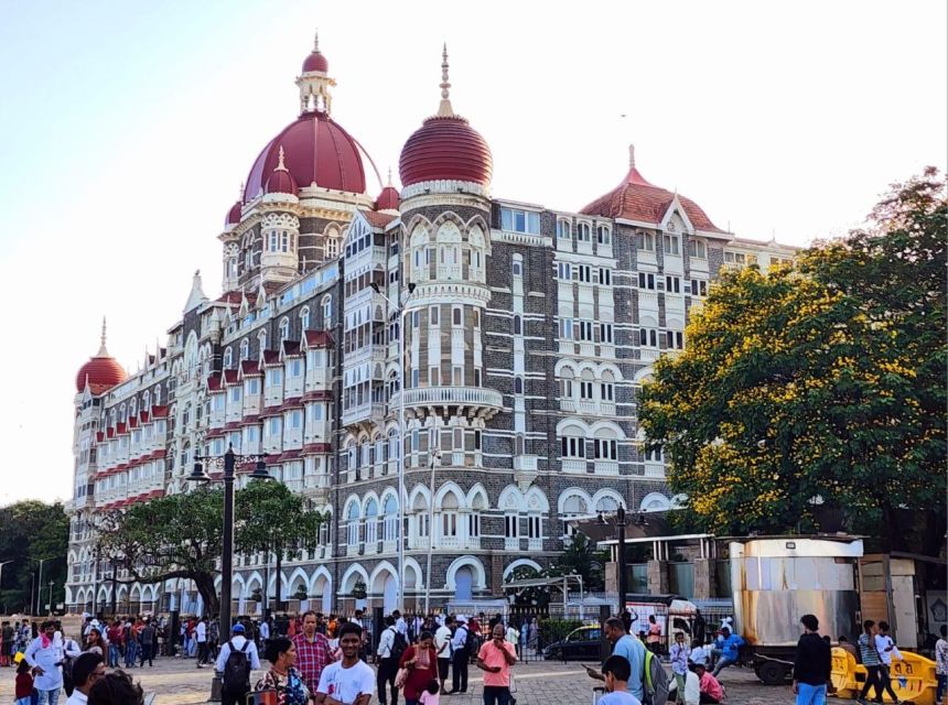 Mumbai Sightseeing: Dhobi Ghat, Local Markets & Food Tour - Culinary Delights