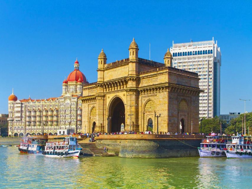 Mumbai Walking Tour With Local Snacks - Local Snacks and Refreshments