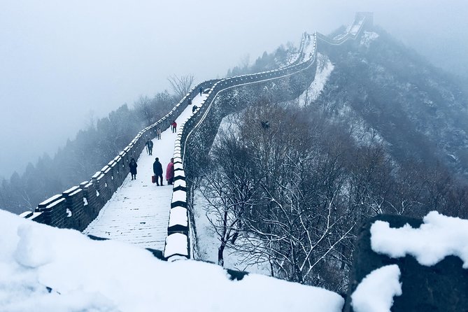 Mutianyu Great Wall Day Trip -Licensed EngDriver-Translation APP - Vehicle and Luggage Restrictions