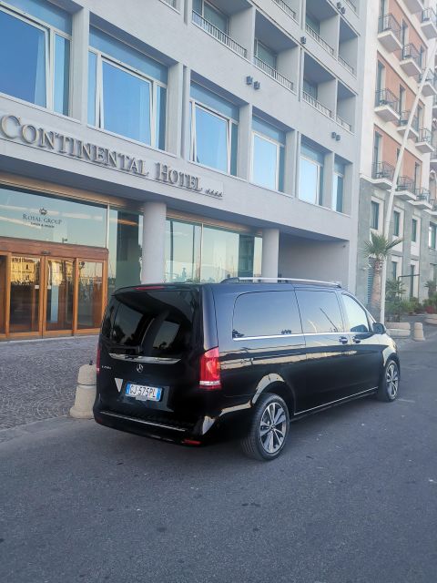 Naples Airport: Private Transfer to and From City Hotels - Private Group Transfer