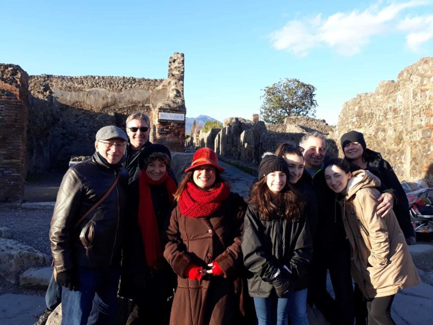 Naples: Visit Pompeii With a Private Professional Guide 2hrs - Thermal Baths and Domestic Spaces