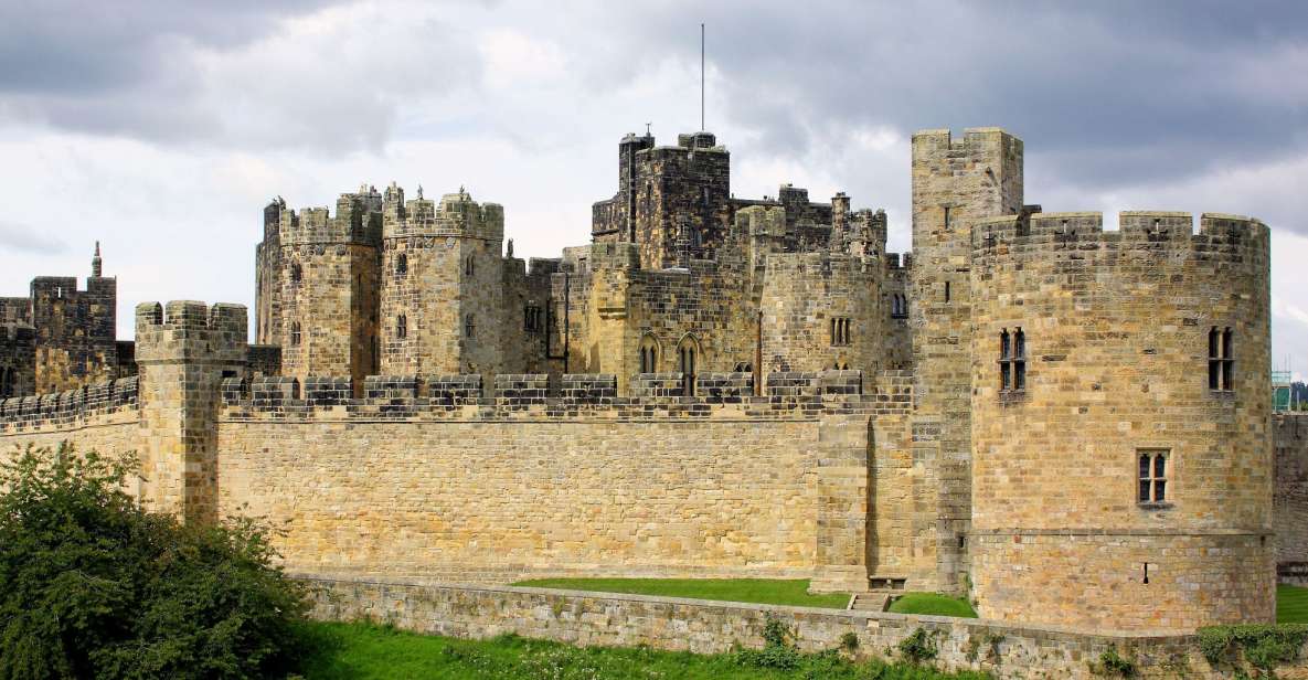 Newcastle: Alnwick and Warkworth Castle Guided Tour - Meeting Point Details