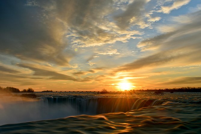 Niagara Falls Canadian Side Evening Tour & Fireworks Cruise - Accessibility Options Available