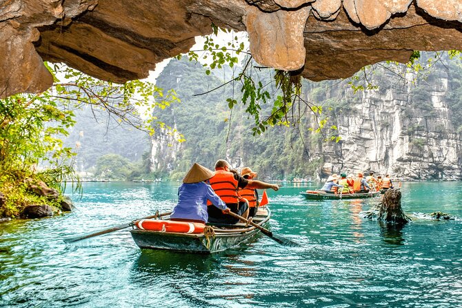 Ninh Binh Full Day Tour - Tam Coc Boat, Mua Cave, Hoa Lu - Mua Cave Scenic Overlook