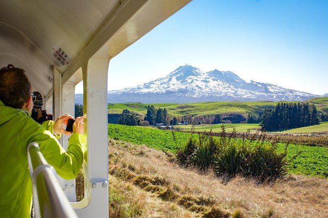Northern Explorer Train Journey From Wellington to Auckland - Food and Beverage Options