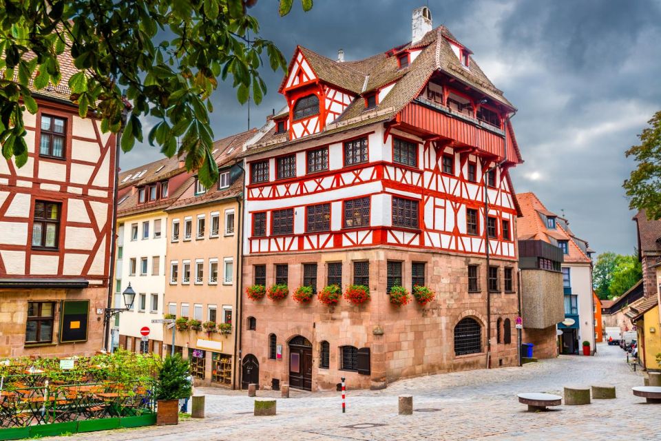 Nuremberg: Private History Tour With a Local Expert - Meeting Point and What to Bring