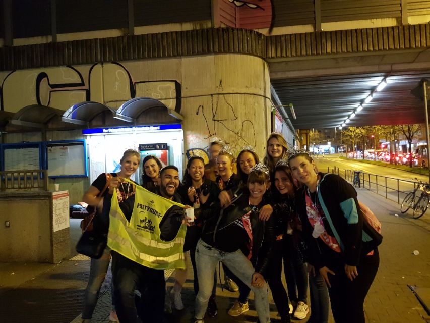 Nuremberg: Private Pub Crawl Tour - Meeting Point Options