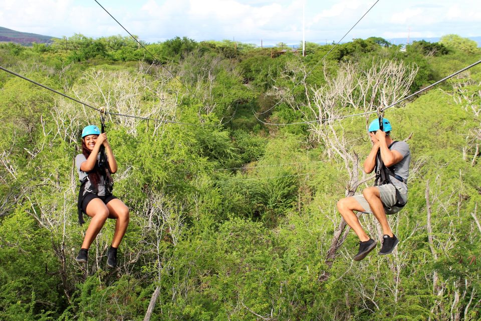 Oahu: Coral Crater Zipline and Wet N Wild Hawaii Entry - Guided Zipline Tour