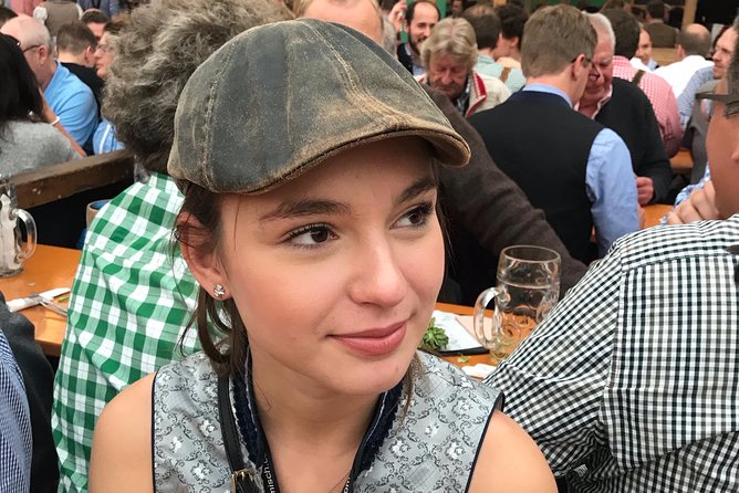 Oktoberfest Tour With Table Reservation and Unlimited Beer - Exploring Bavarian Culture