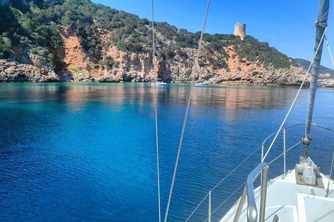 One Day Excursion on a Sailing Boat in the Gulf of Alghero - Dining and Refreshments Onboard