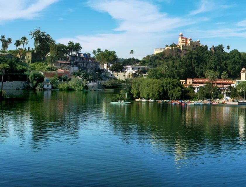 One Way Udaipur To Mount Abu Transfer - Included Amenities